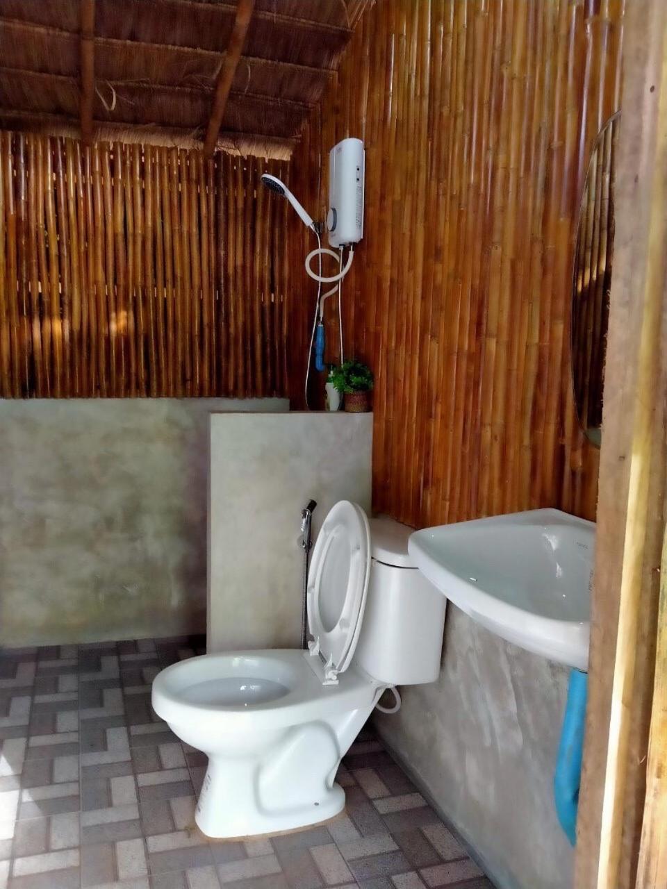 Imsuk Bo Klua Hotel Ban Pha Khap Ngoại thất bức ảnh