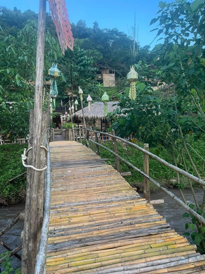 Imsuk Bo Klua Hotel Ban Pha Khap Ngoại thất bức ảnh